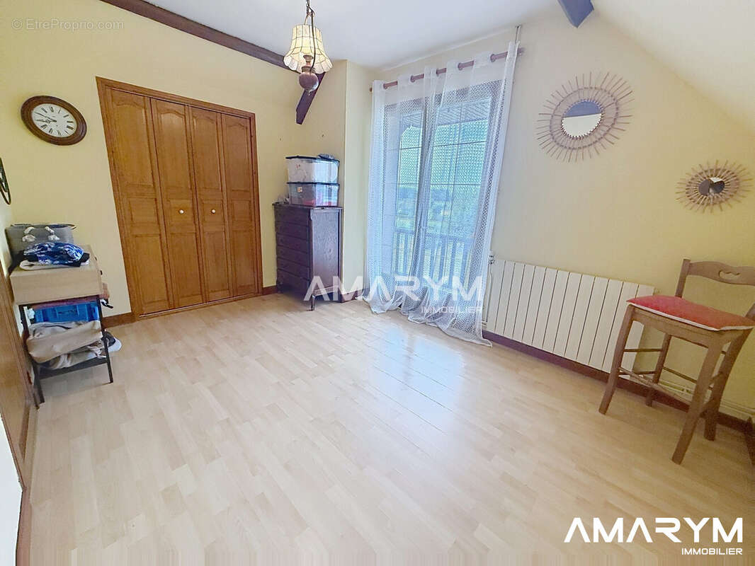 Maison 106 m² à Oust-Marest  - photo 9