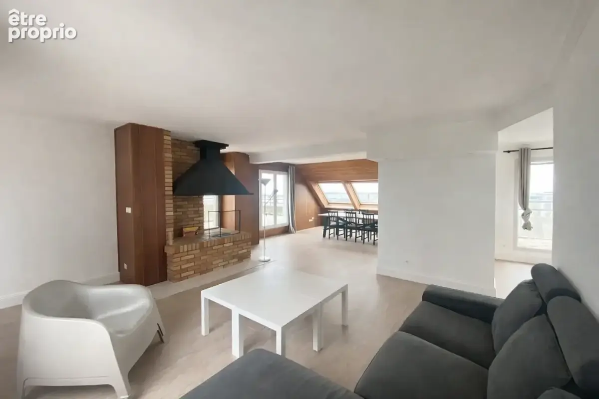 Vue rade exceptionnelle - magnifique duplex de 198m2 . 4 rue st marc - photo 7