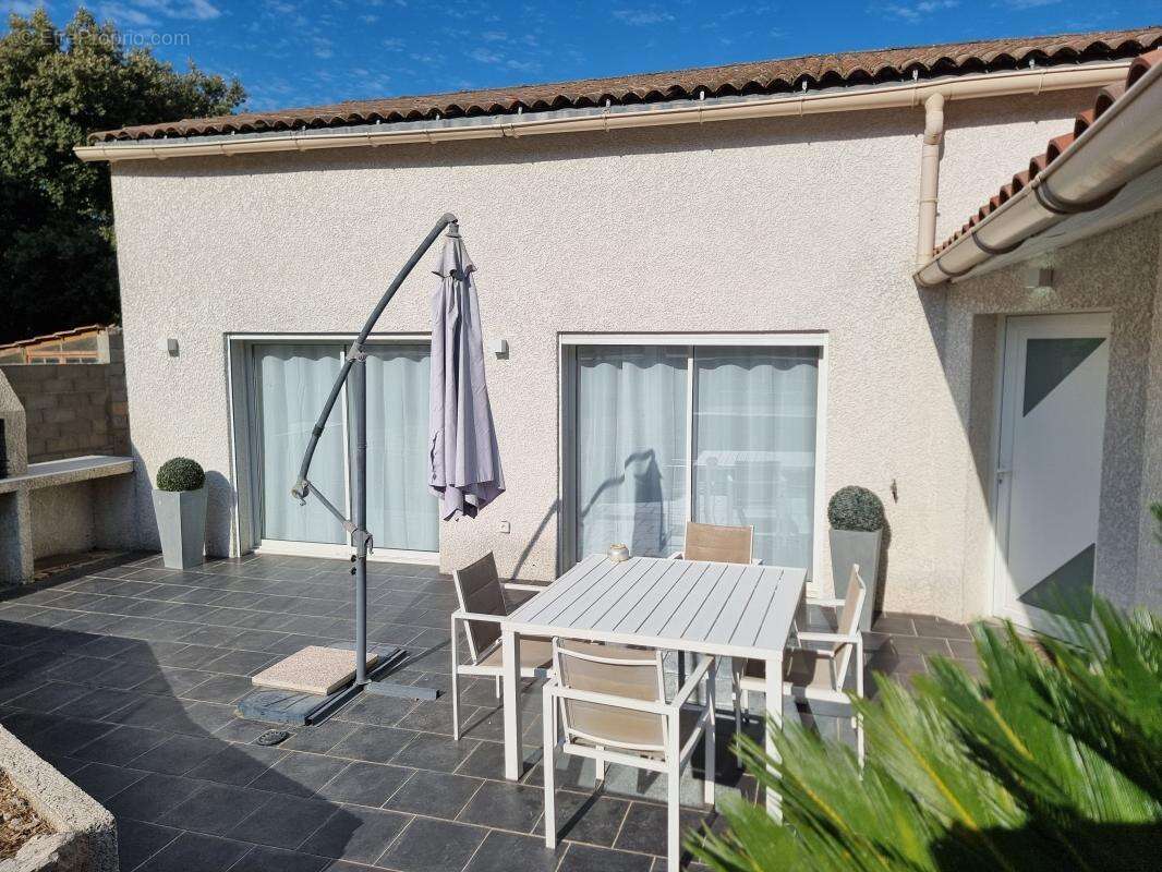 Maison à MONTEILS