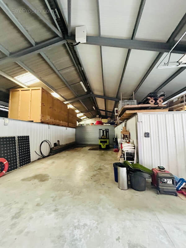 Commerce à GUJAN-MESTRAS