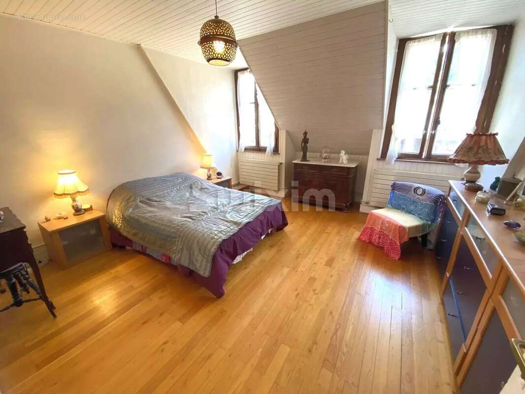Appartement à EVIAN-LES-BAINS
