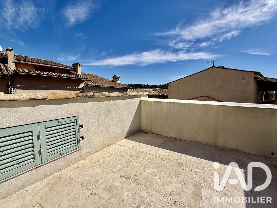 Maison 190 m² à La Garde-Freinet  - photo 9