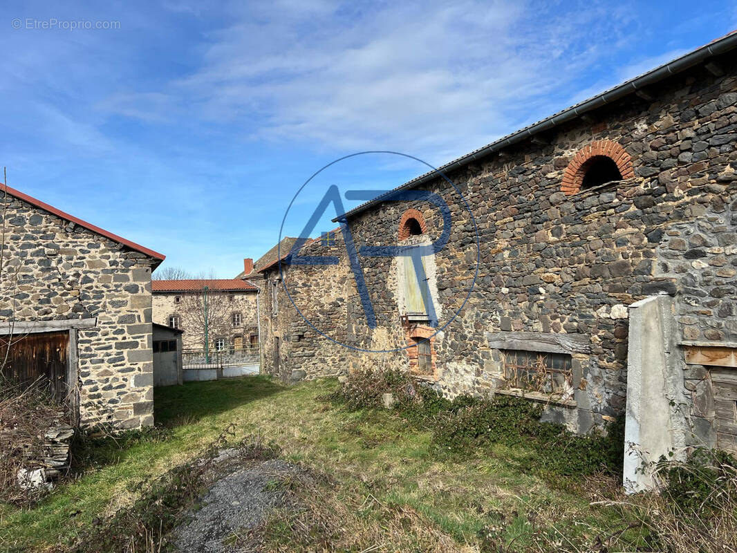 Autre à LUBILHAC