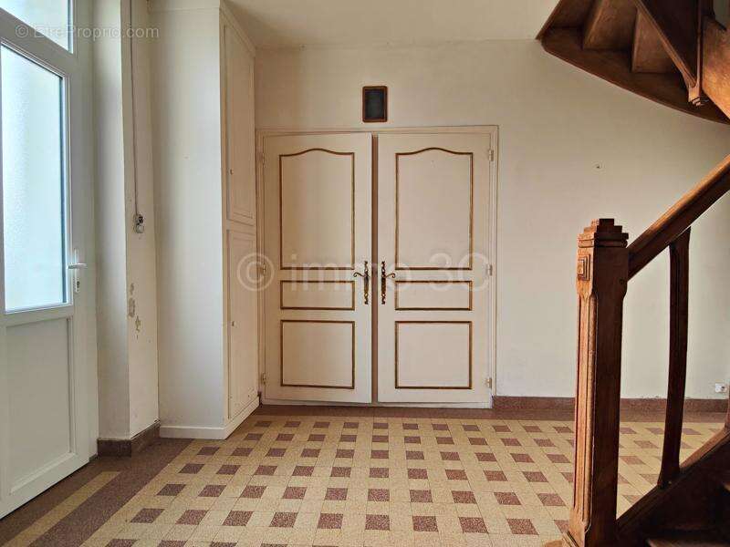 Maison à SAUZE-VAUSSAIS