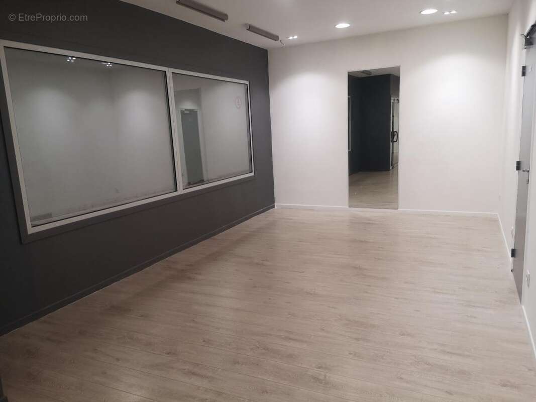 Commerce 72 m² à Cambrai  - photo 6