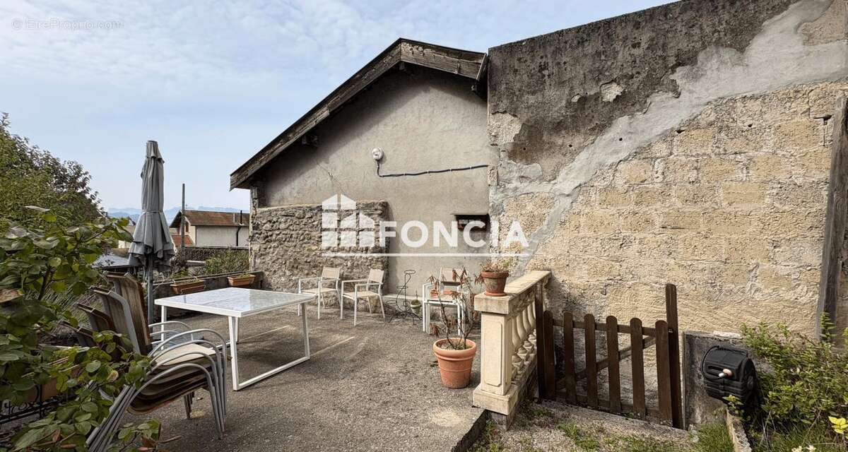 Maison à VILLARD-BONNOT