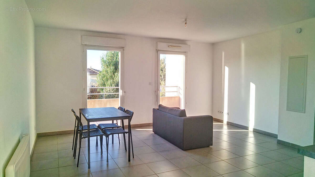 Appartement à SORGUES