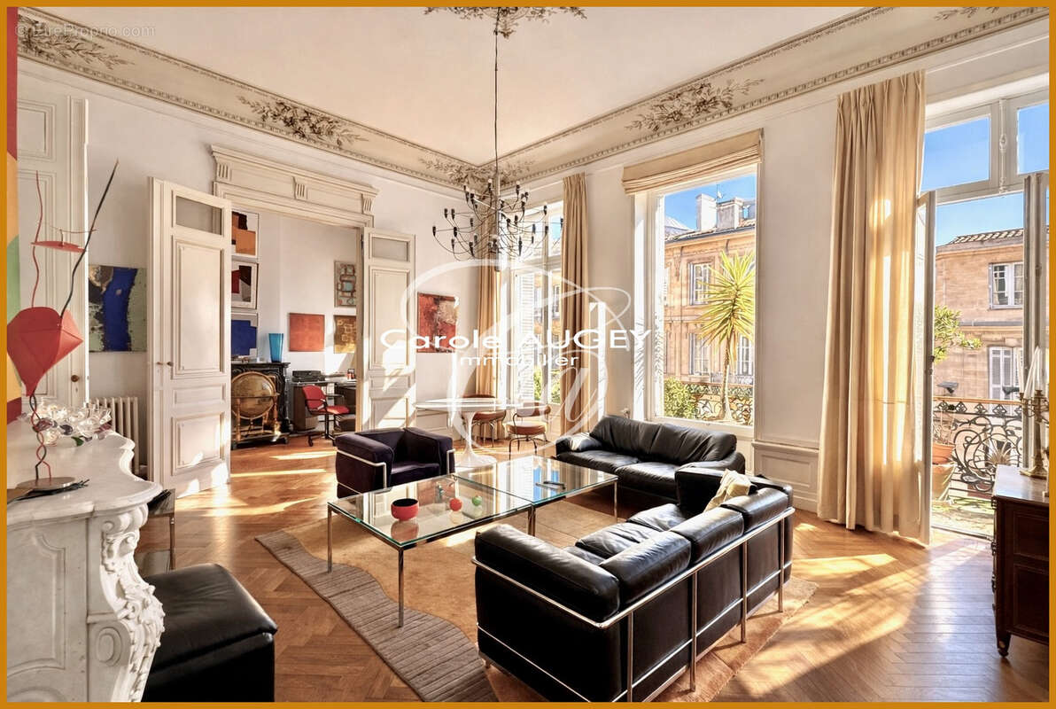 Appartement à BORDEAUX