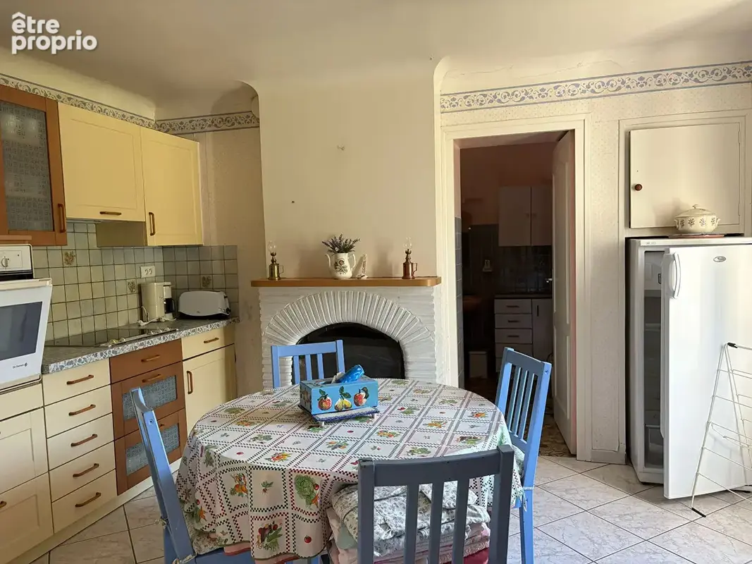 Maison mitoyenne en pierre sur la commune de St Julien le Petit - photo 6