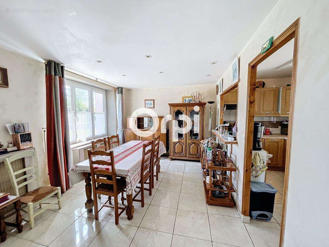 Maison à HARDRICOURT