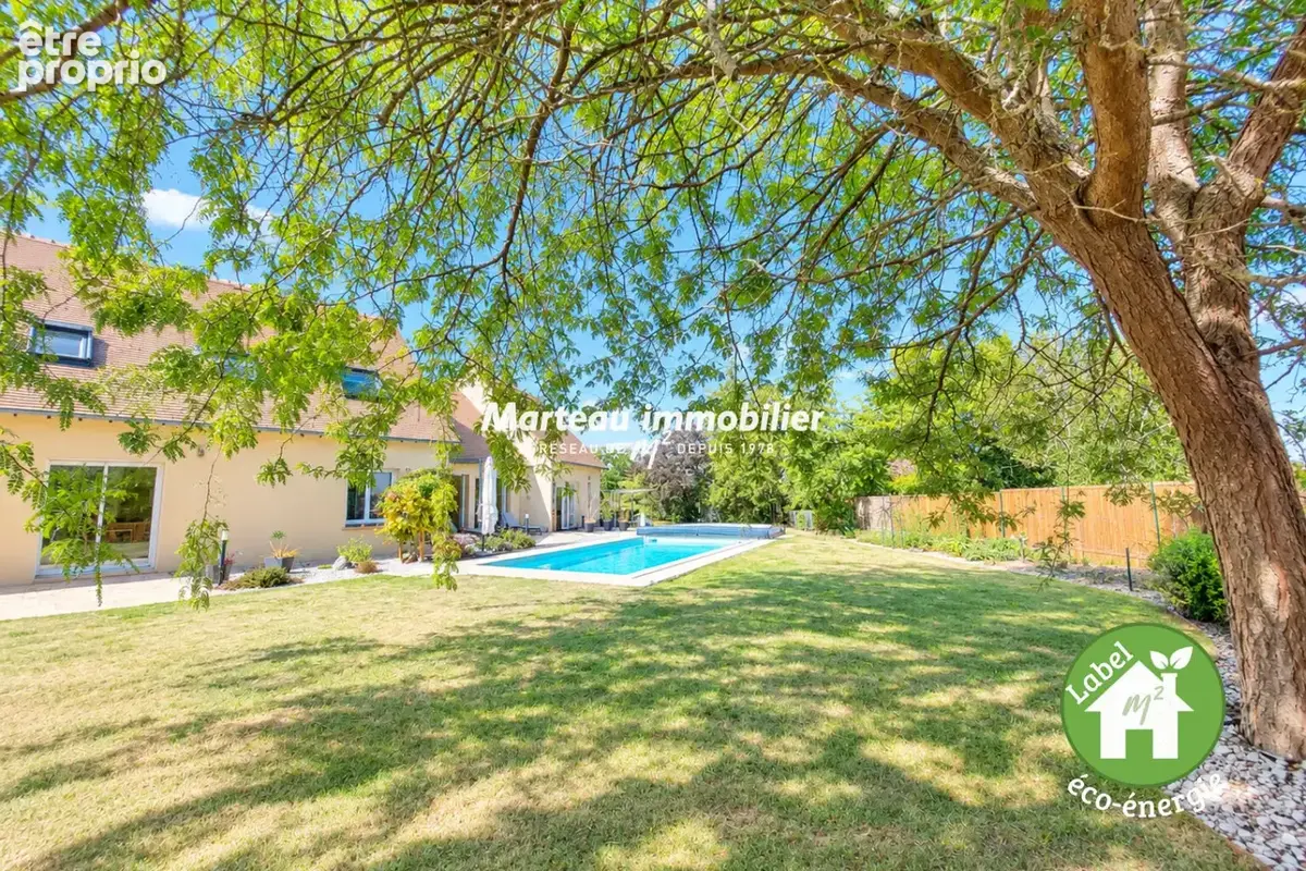 À vendre, superbe pavillon indépendant de plus de 210 m² avec piscine chauffée ! teloche 7 pièce(s) 213.39 m2 - photo 1