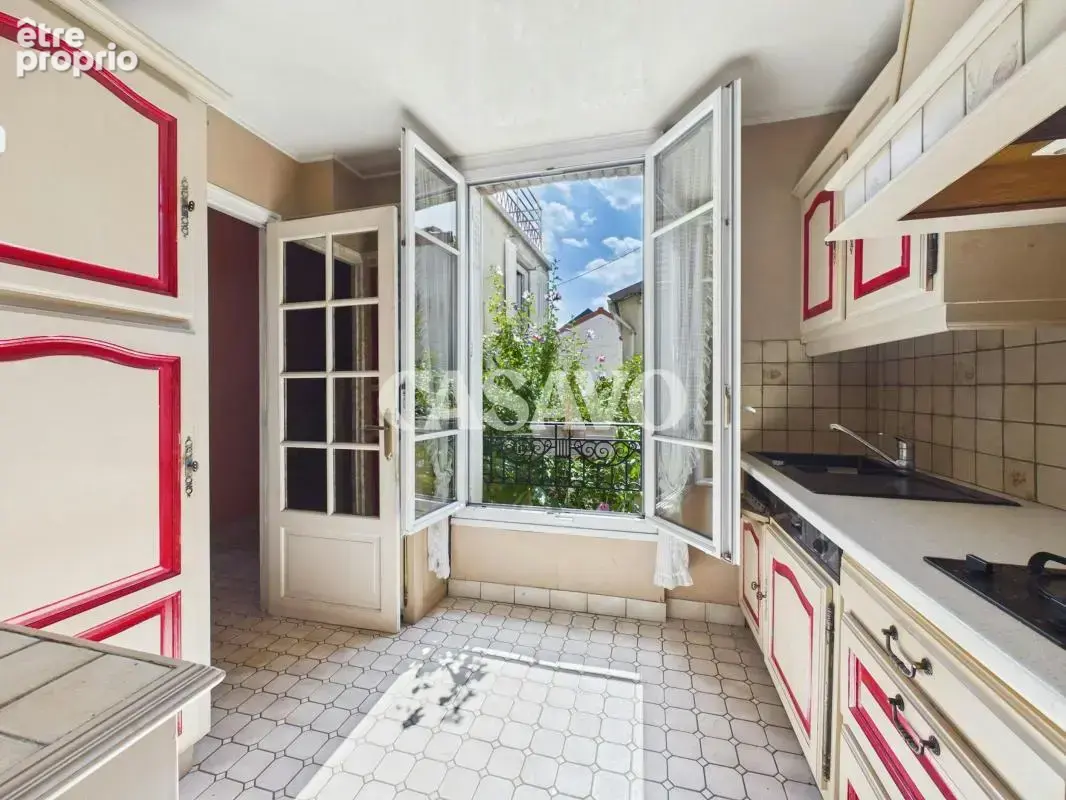 Vente Maison 5 pièces de 155m² - 94120 Fontenay-sous-Bois - photo 5