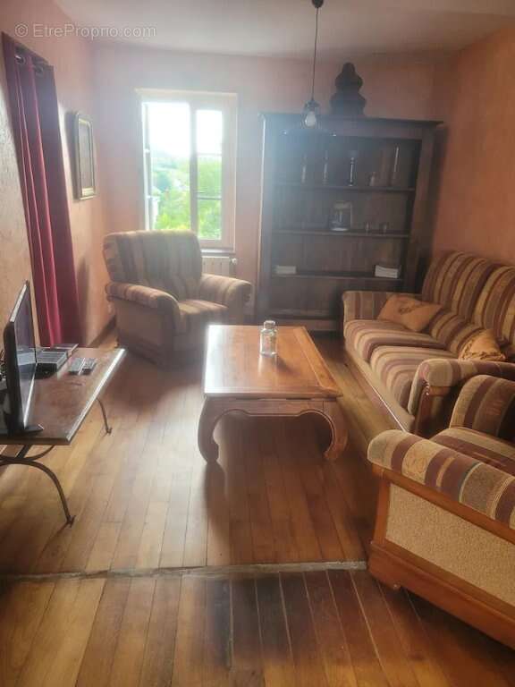 Appartement à CHATEAU-CHINON(VILLE)