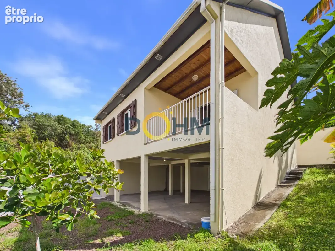 Photo Maison à Le Tampon au prix de 284 000€