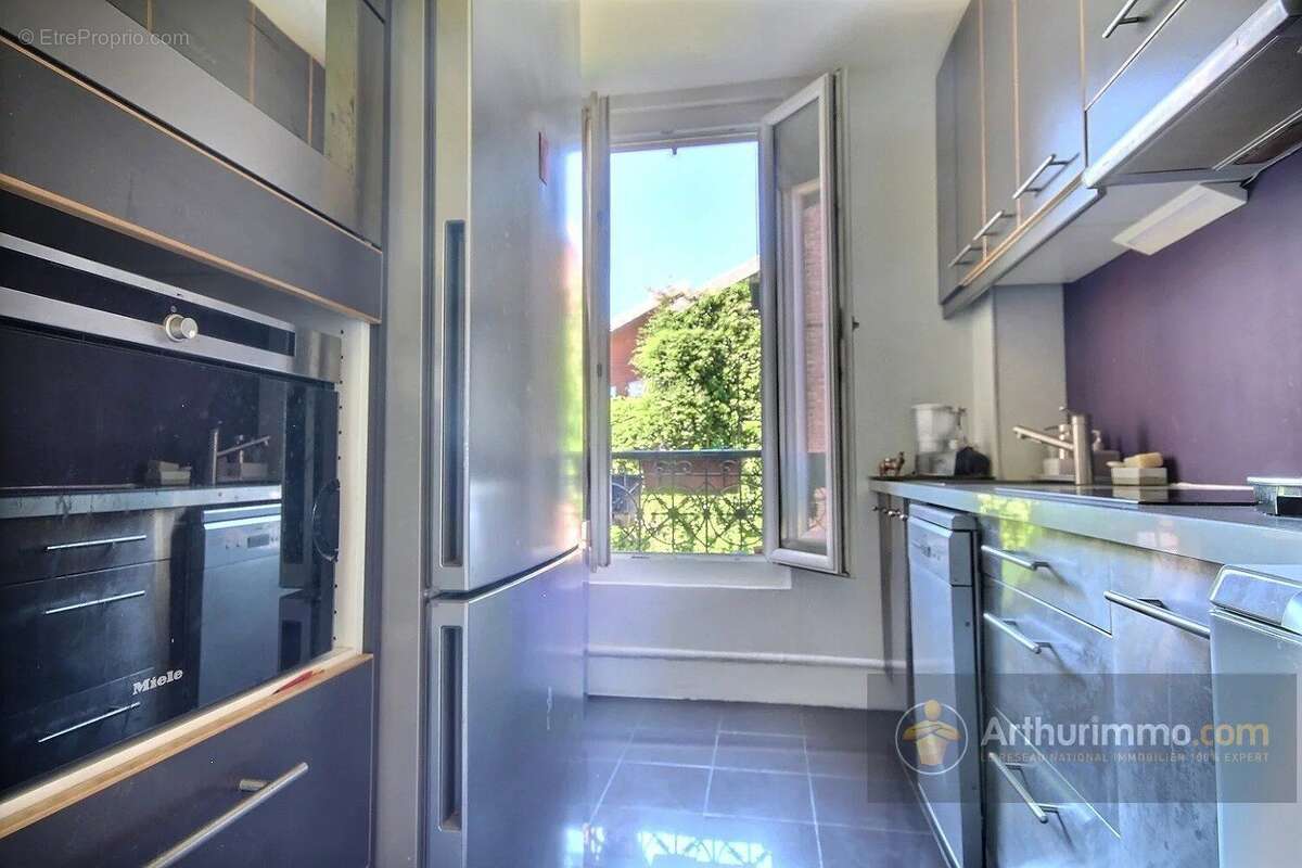 Appartement à IVRY-SUR-SEINE