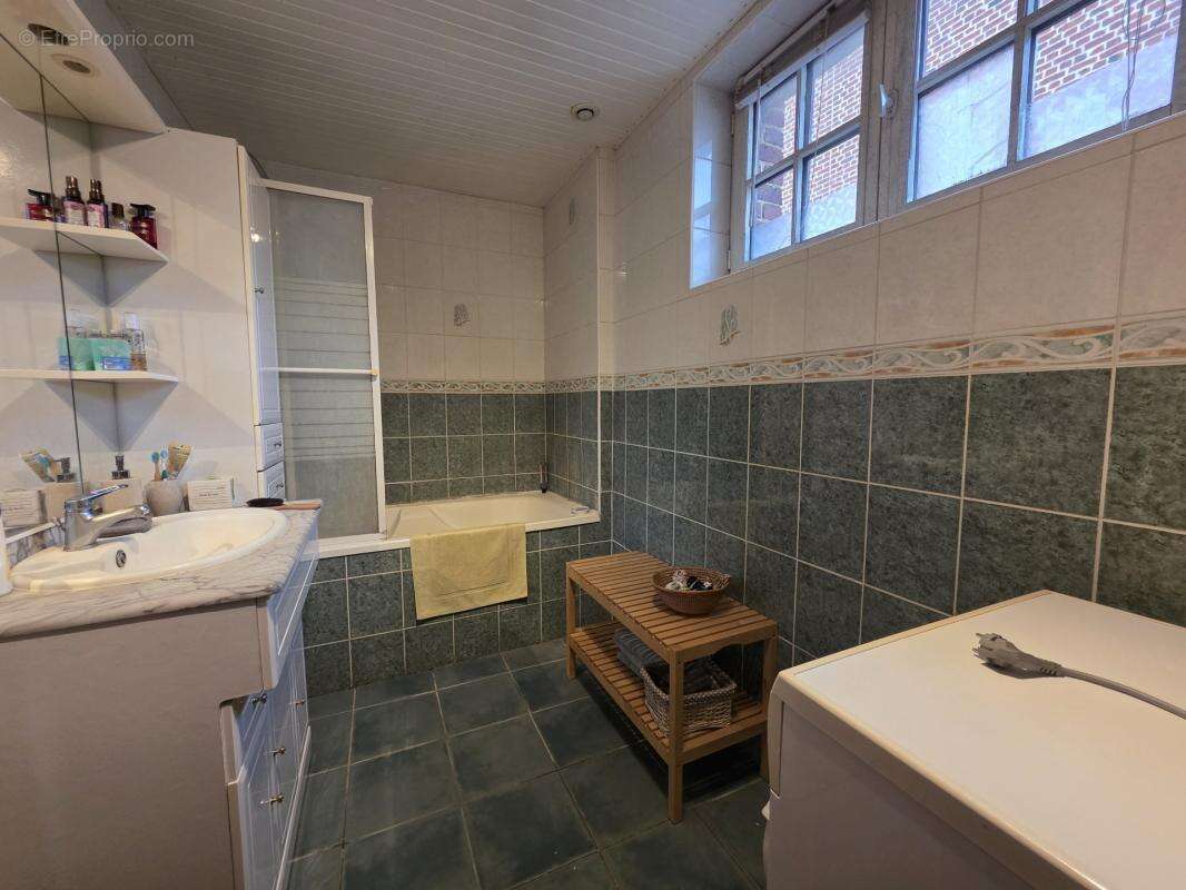 Maison à FONTAINE-AU-PIRE