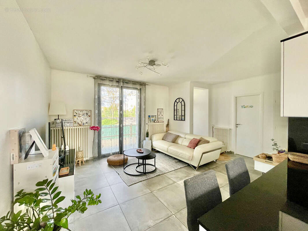 Maison à SARTROUVILLE