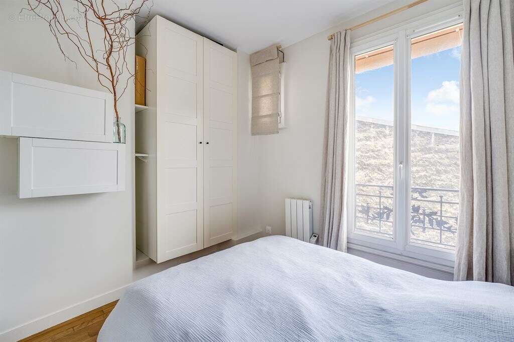Appartement à PARIS-20E