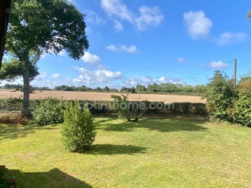 Maison à PONT-L&#039;EVEQUE