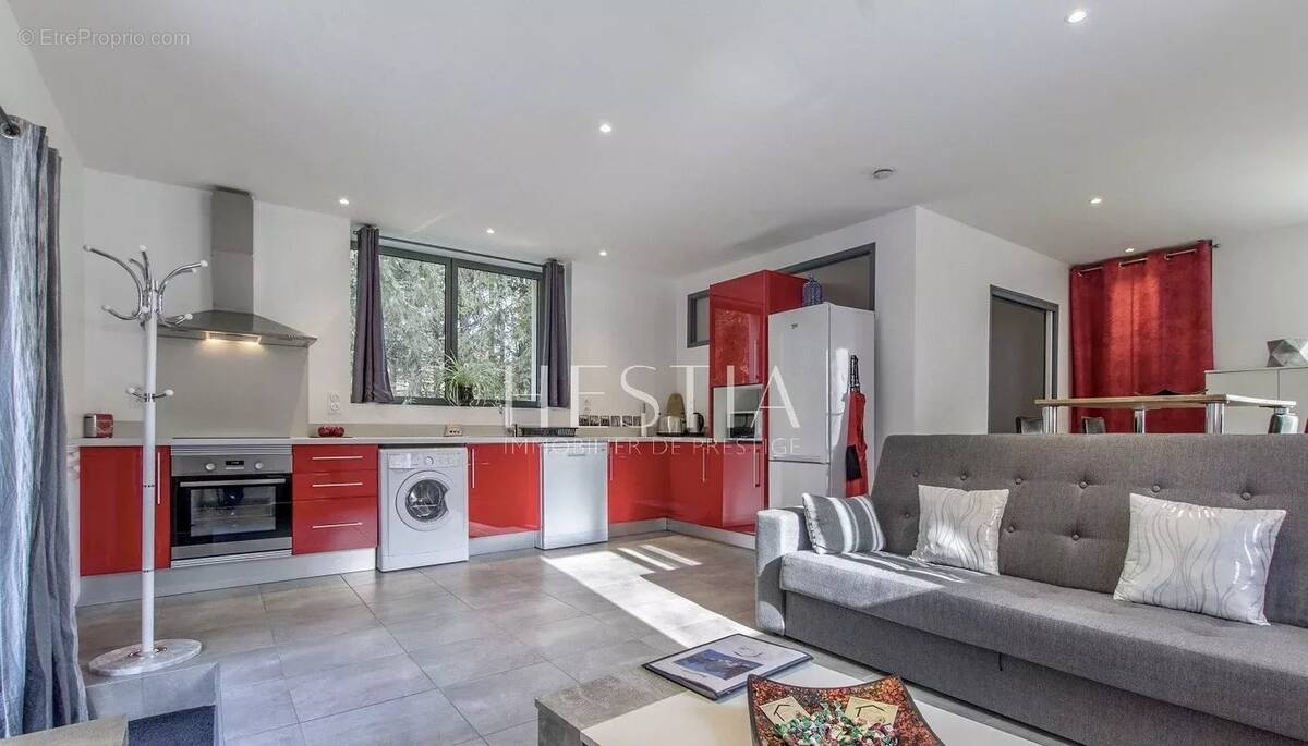 Maison à SALLANCHES