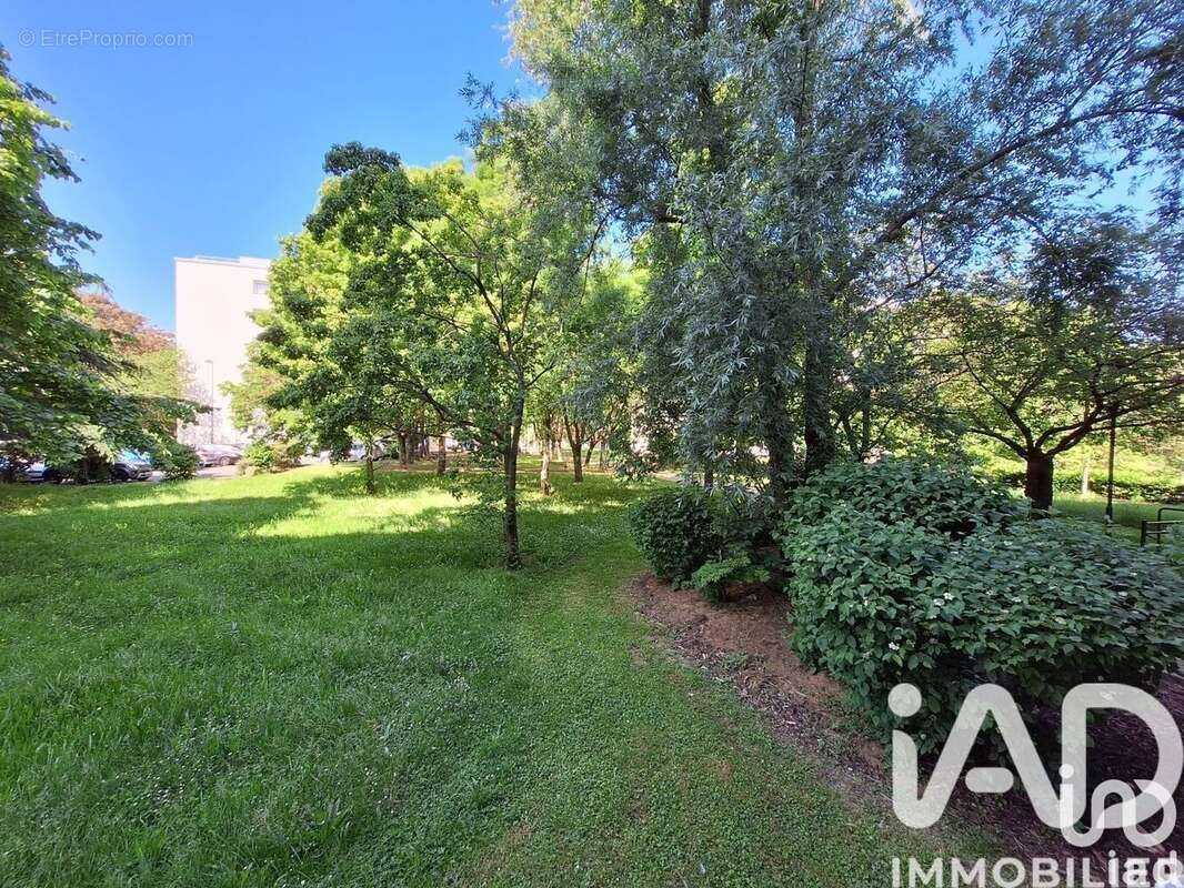 Photo 5 - Appartement à SAINT-DENIS