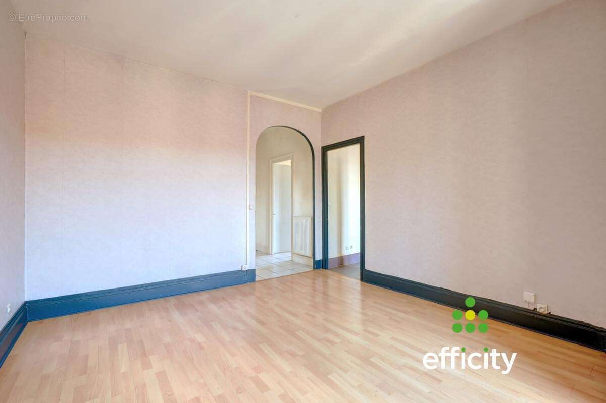 Appartement à OULLINS