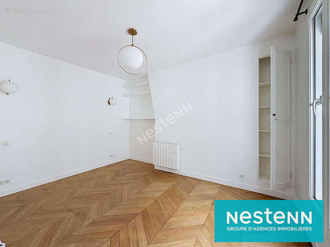 Appartement à PARIS-10E