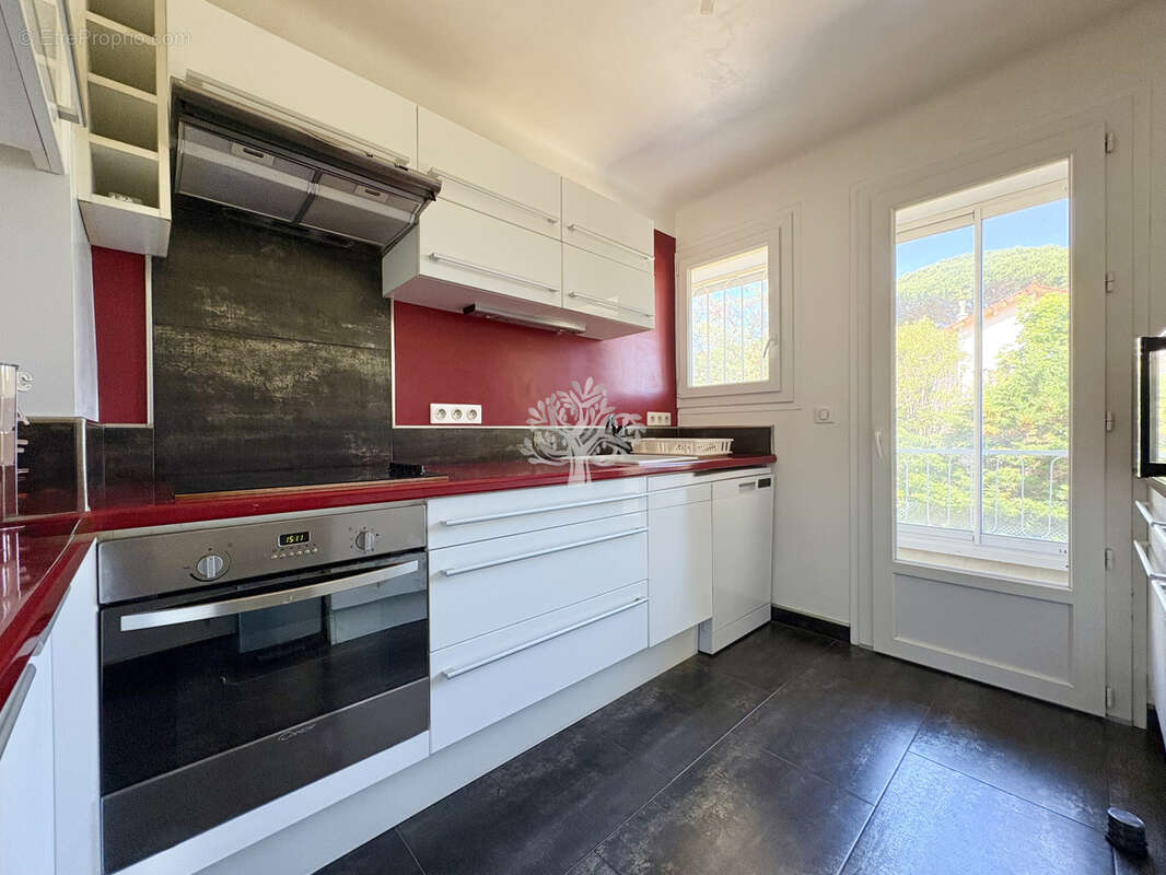 Appartement à SANARY-SUR-MER