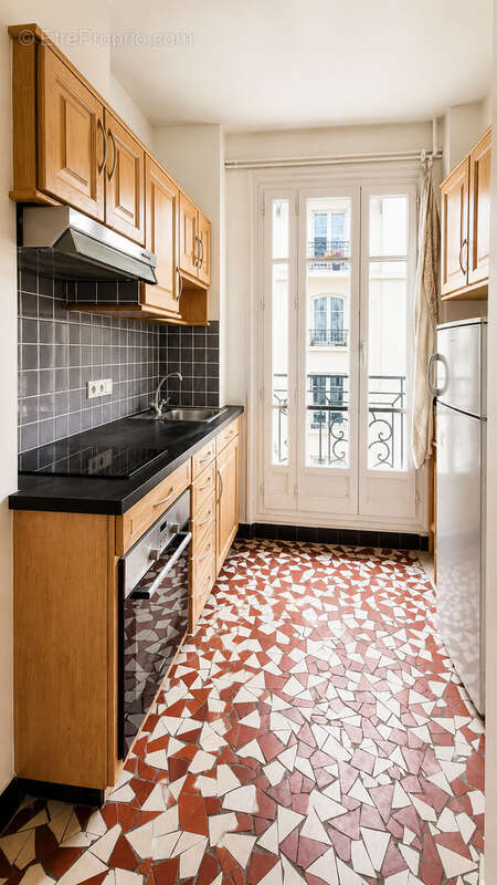 Appartement à PARIS-20E