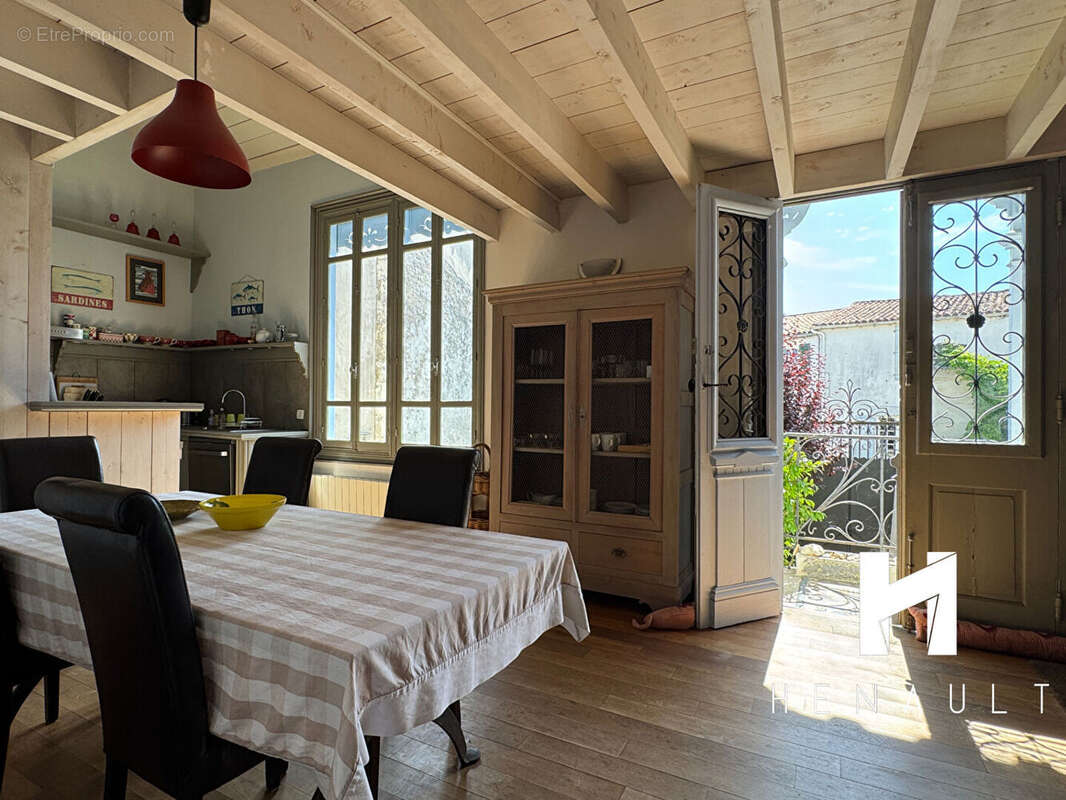 Maison à SAINTE-MARIE-DE-RE