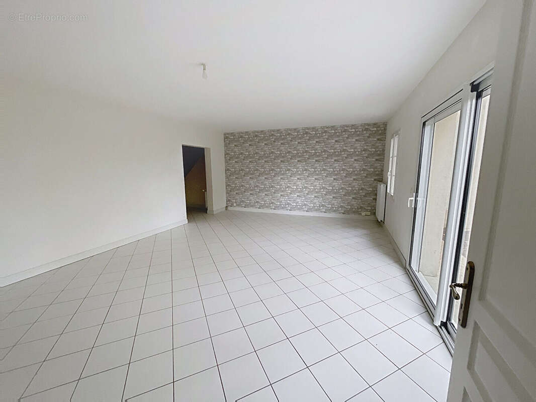 Maison à SAINT-XANDRE