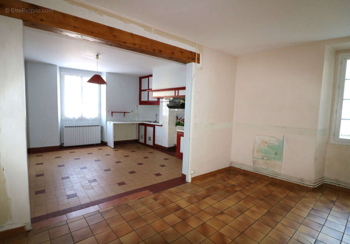 Maison de village 2 logements/garage/jardin - photo 9