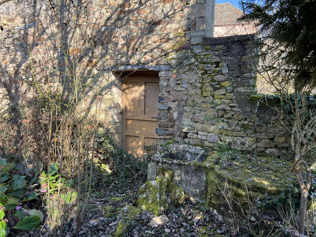 Maison à SAMPIGNY-LES-MARANGES
