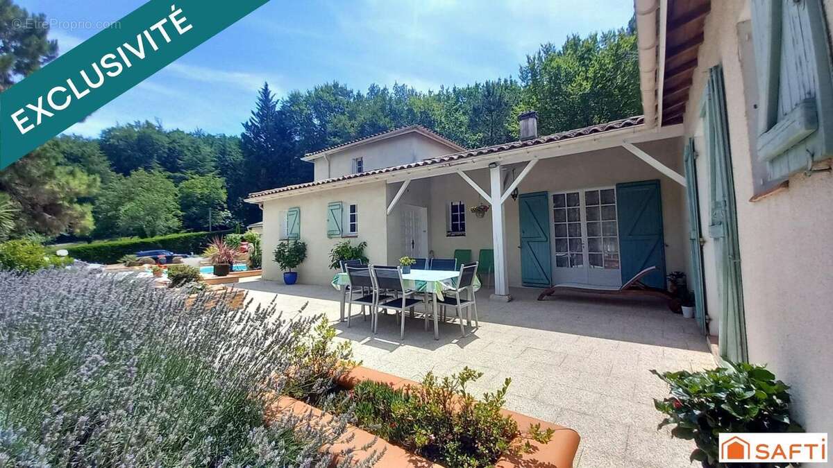 Maison 165 m² à Feugarolles  - photo 2