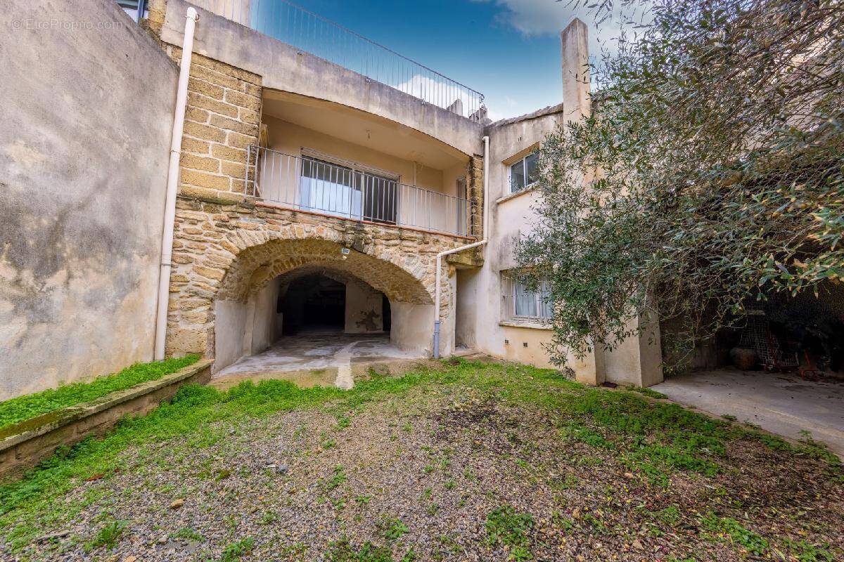 Maison à AIGUES-VIVES