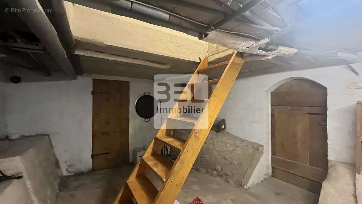 Maison à PONT-SAINT-ESPRIT