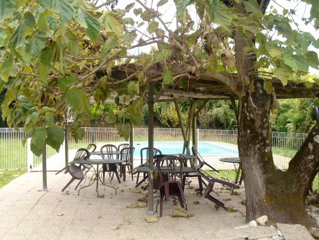 Maison en pierre avec piscine - photo 12