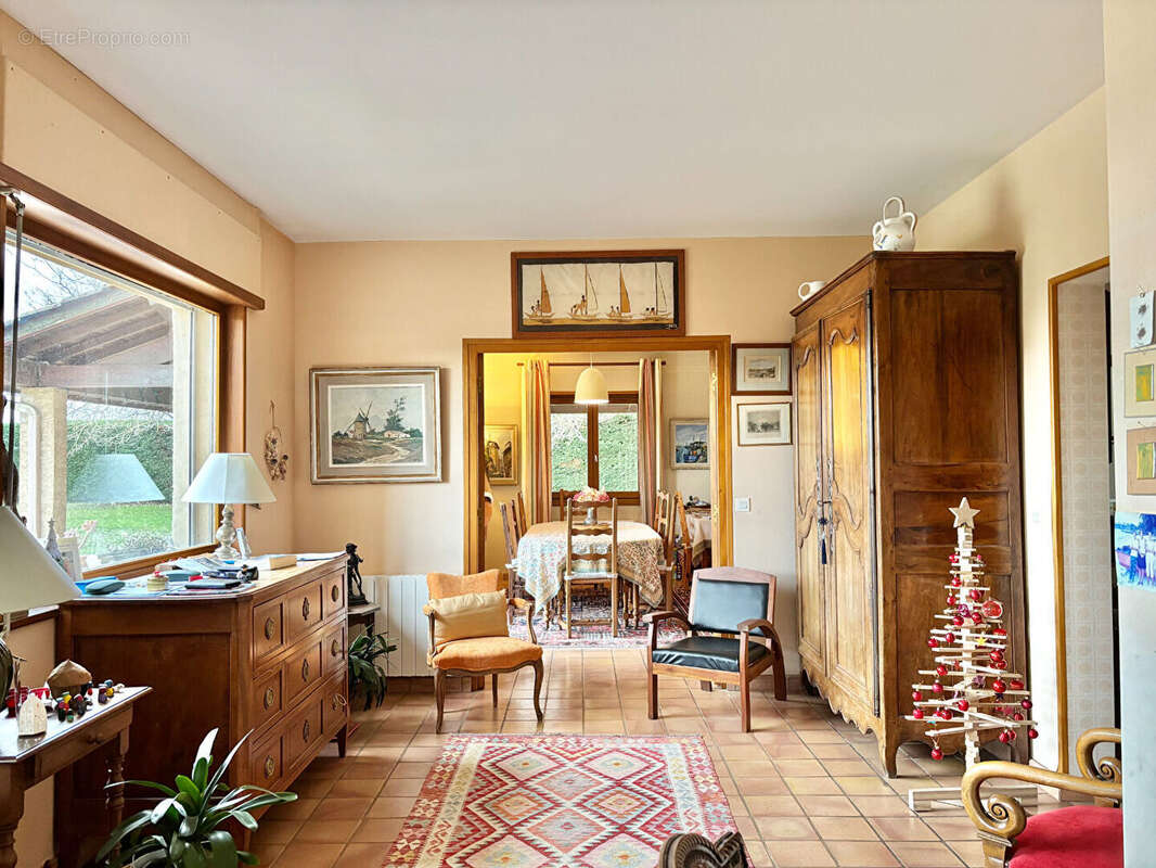 Maison à CHAVANOZ