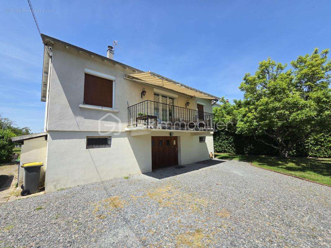 Magnifique Pavillon sur de rez-de-jardin rénové de 83 m² à TORTERON - photo 14