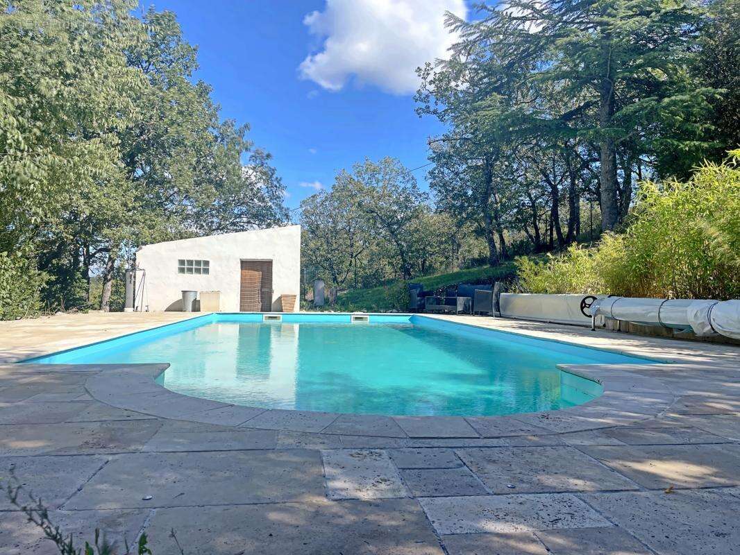 Maison à GINASSERVIS