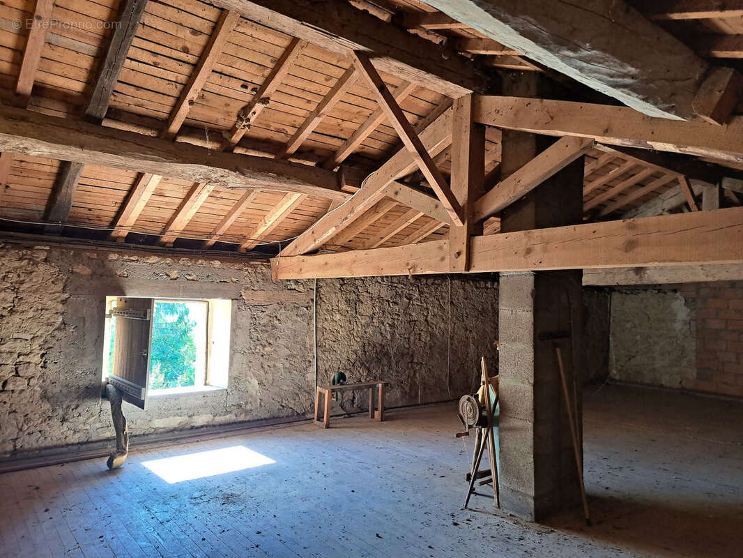 Maison à CAUDROT