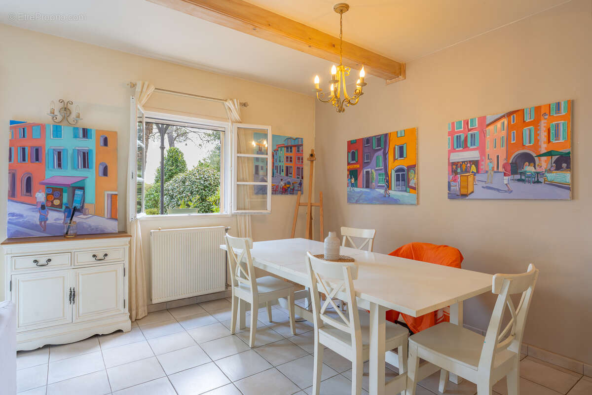 Maison à LA MOTTE