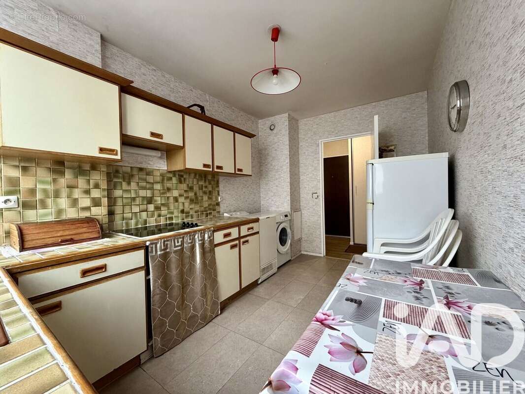 Photo 8 - Appartement à SARTROUVILLE