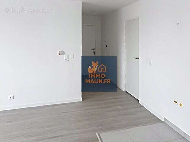 Salle de bains - Appartement à VILLENEUVE-SAINT-GEORGES