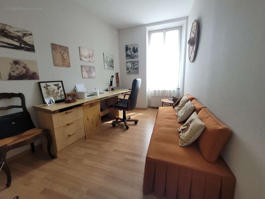 Maison à SAINT-JEAN-D&#039;ANGELY