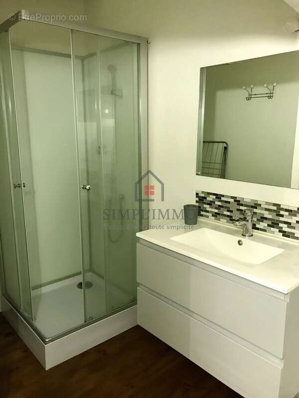 Ensemble immobilier de 147m² - photo 17