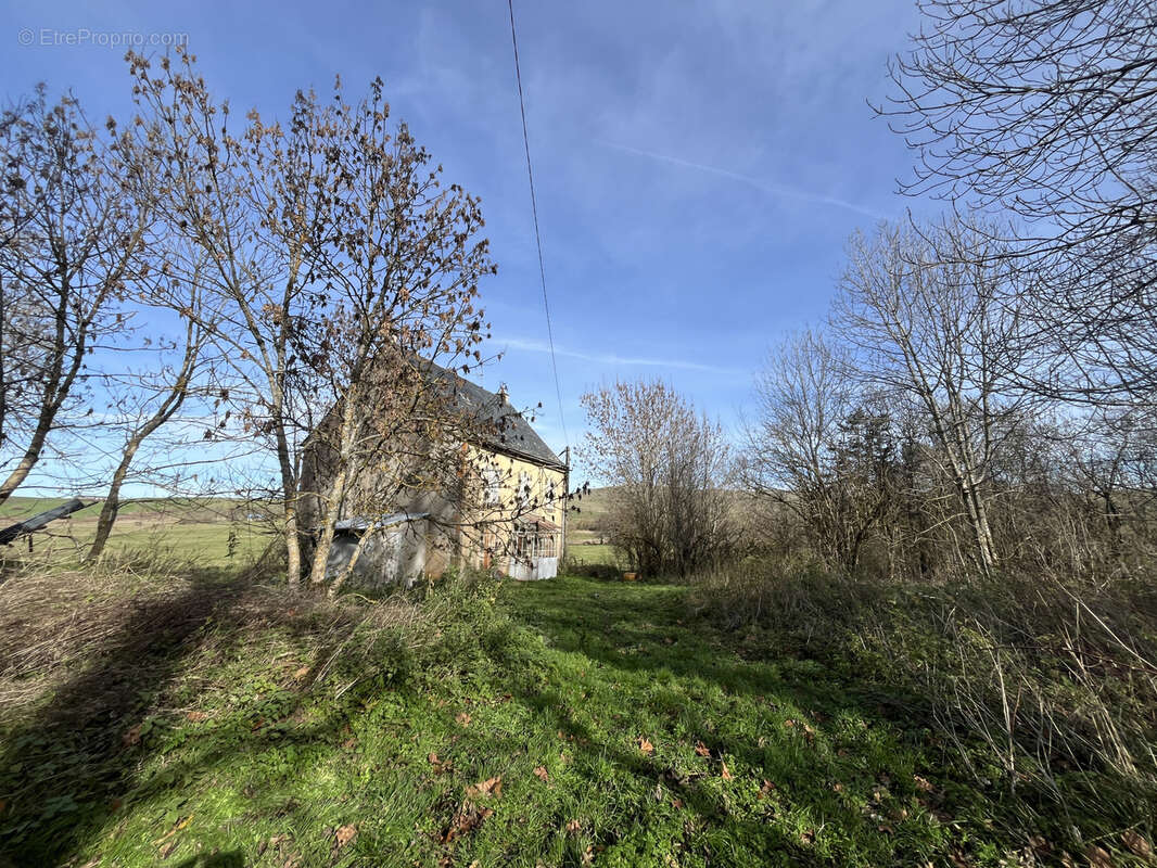 Maison à MARCENAT