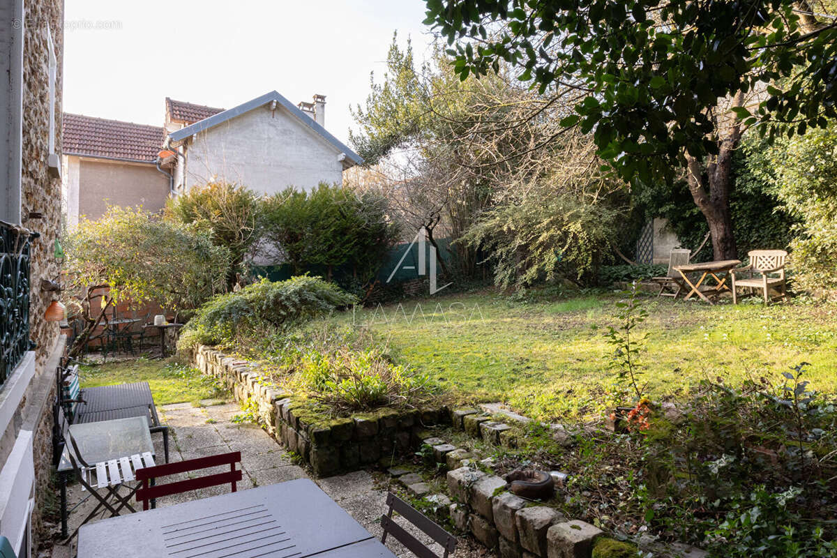 Maison à POMPONNE