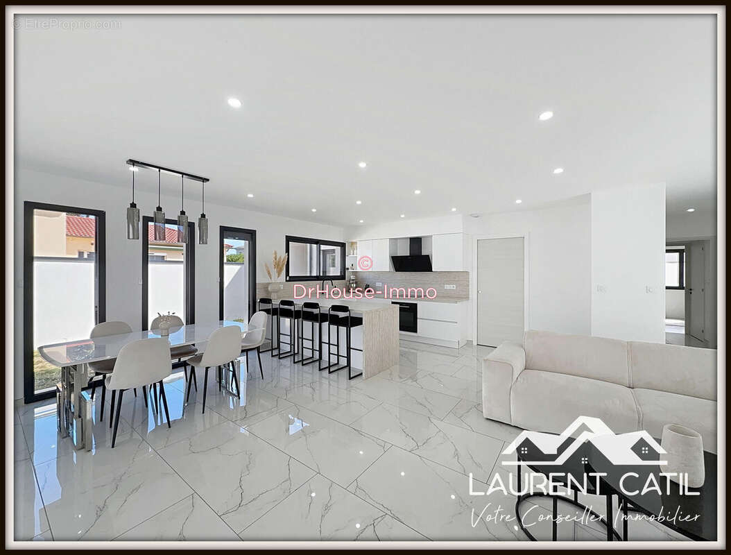 Maison à ROMANS-SUR-ISERE