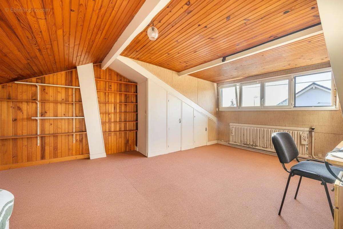 Maison à VILLENEUVE-SAINT-GEORGES